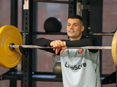 Sốc: Granit Xhaka chính thức vắng mặt trận Arsenal vs Sunderland, HLV tiết lộ lý do đau lòng